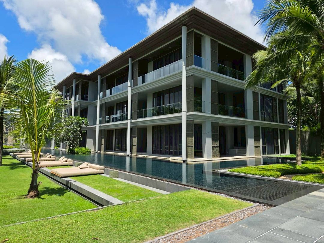 Baan Mai khao, luxury beachfront 3-bedroom penthouse at Mai Khao