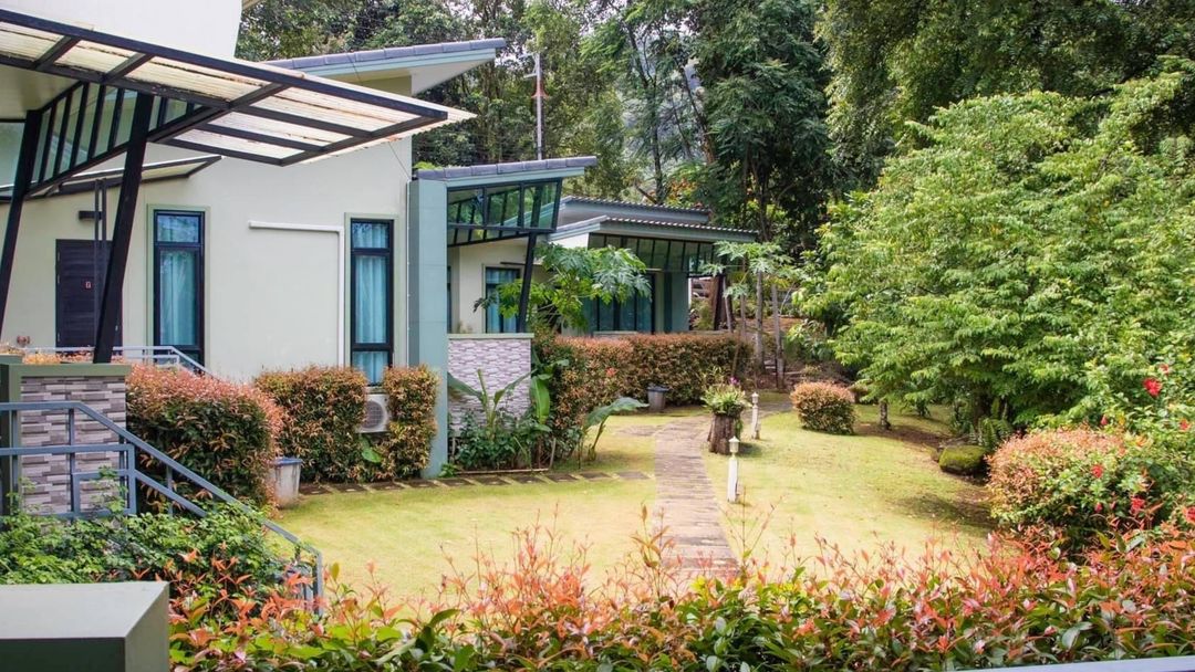 1-rai boutique resort, Ready for immediate operation in heart of Khao Lak 