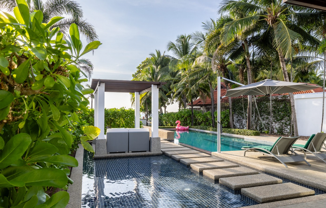 Natai luxury beachfront villa C