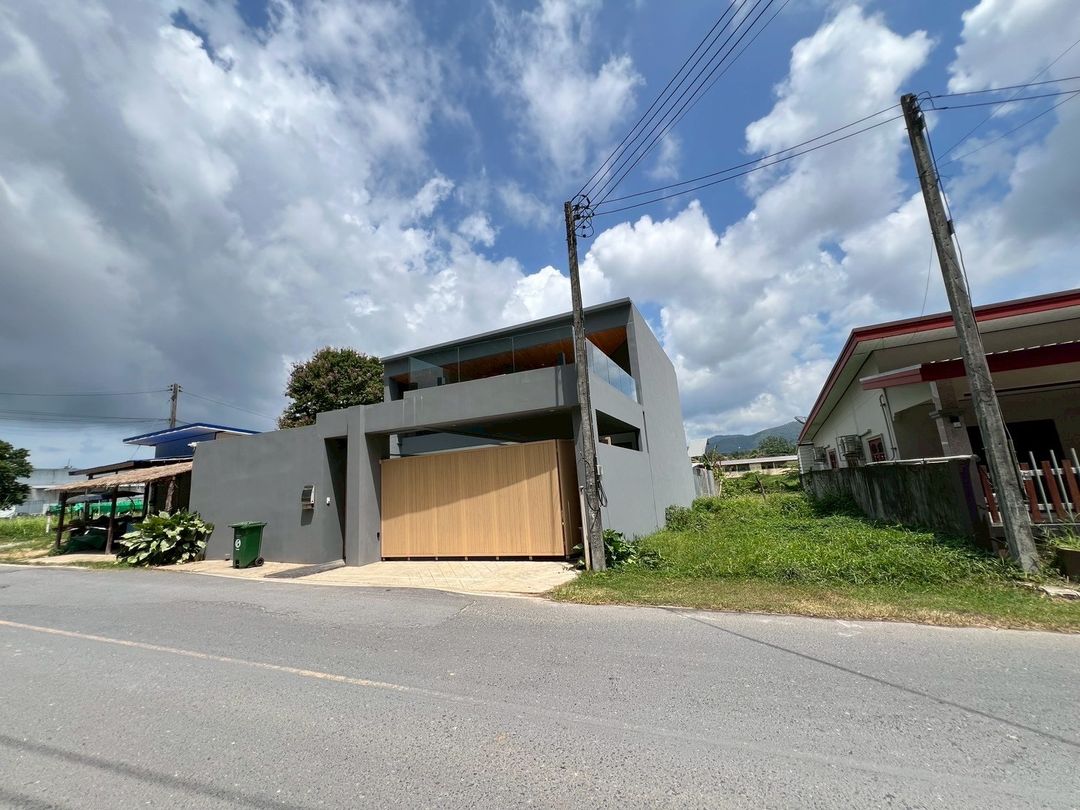 Private luxury 3 bedroom pool villa at Bang Jo