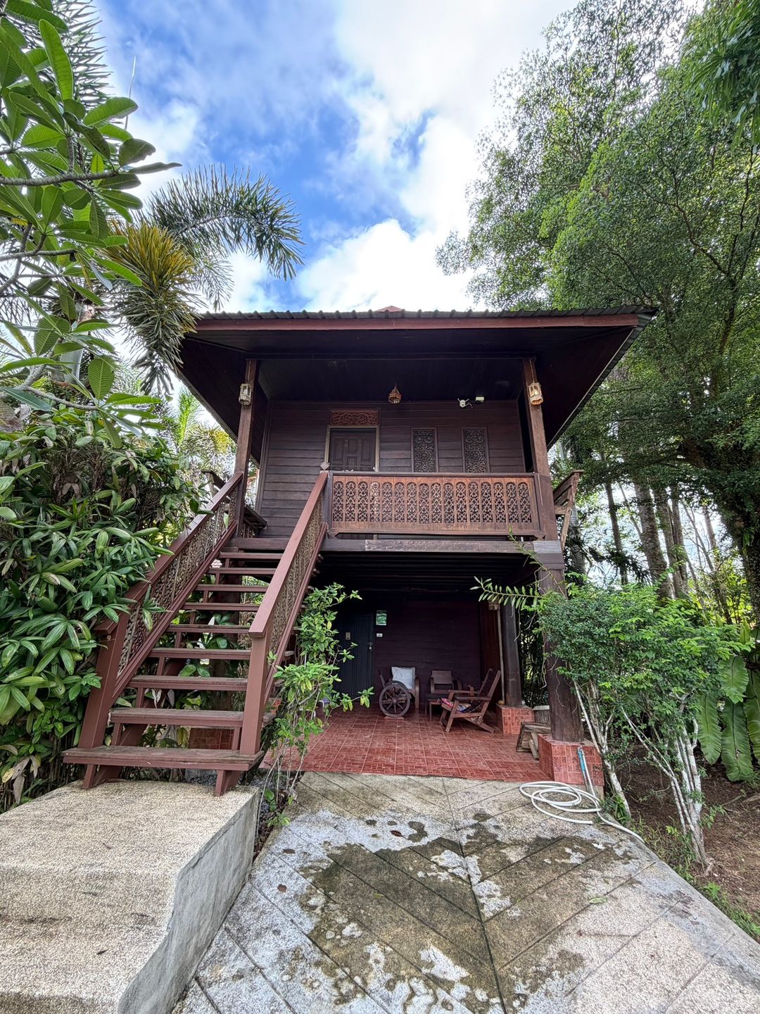 Serene 1-BR thai heritage house surrounded by nature in Khao Lak